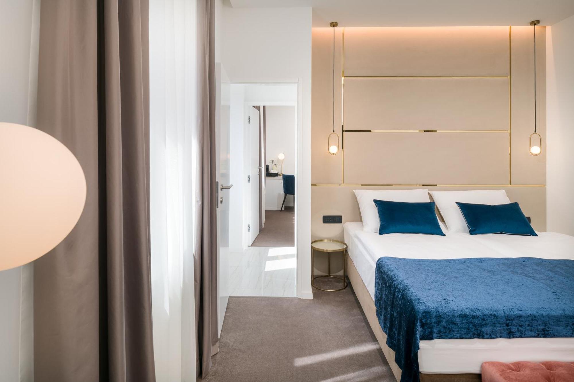 Flos Luxury Rooms Split Exteriör bild