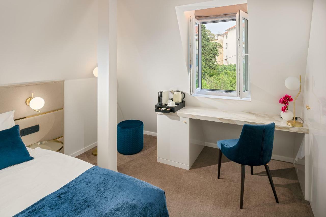 Flos Luxury Rooms Split Exteriör bild