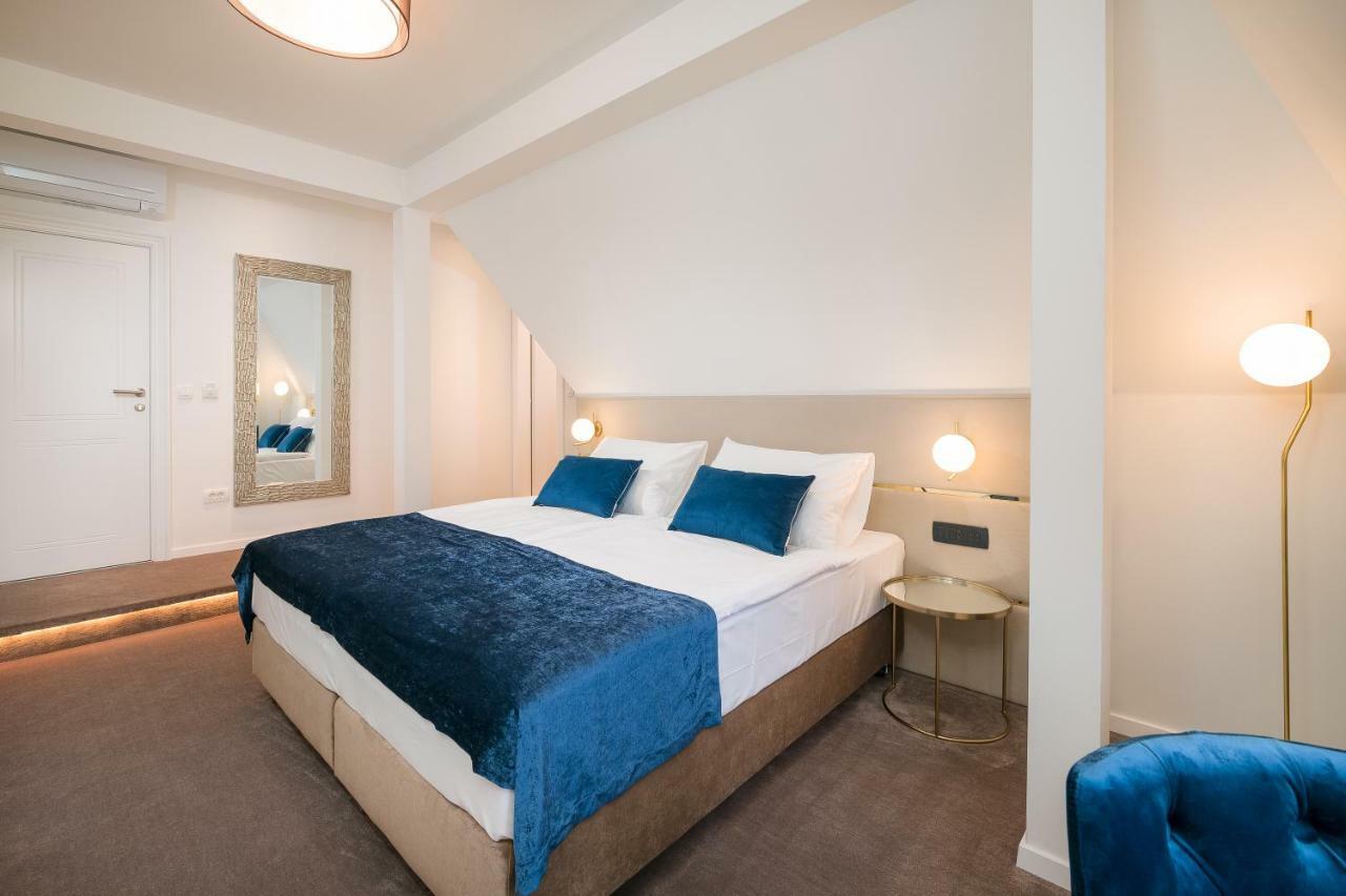 Flos Luxury Rooms Split Exteriör bild